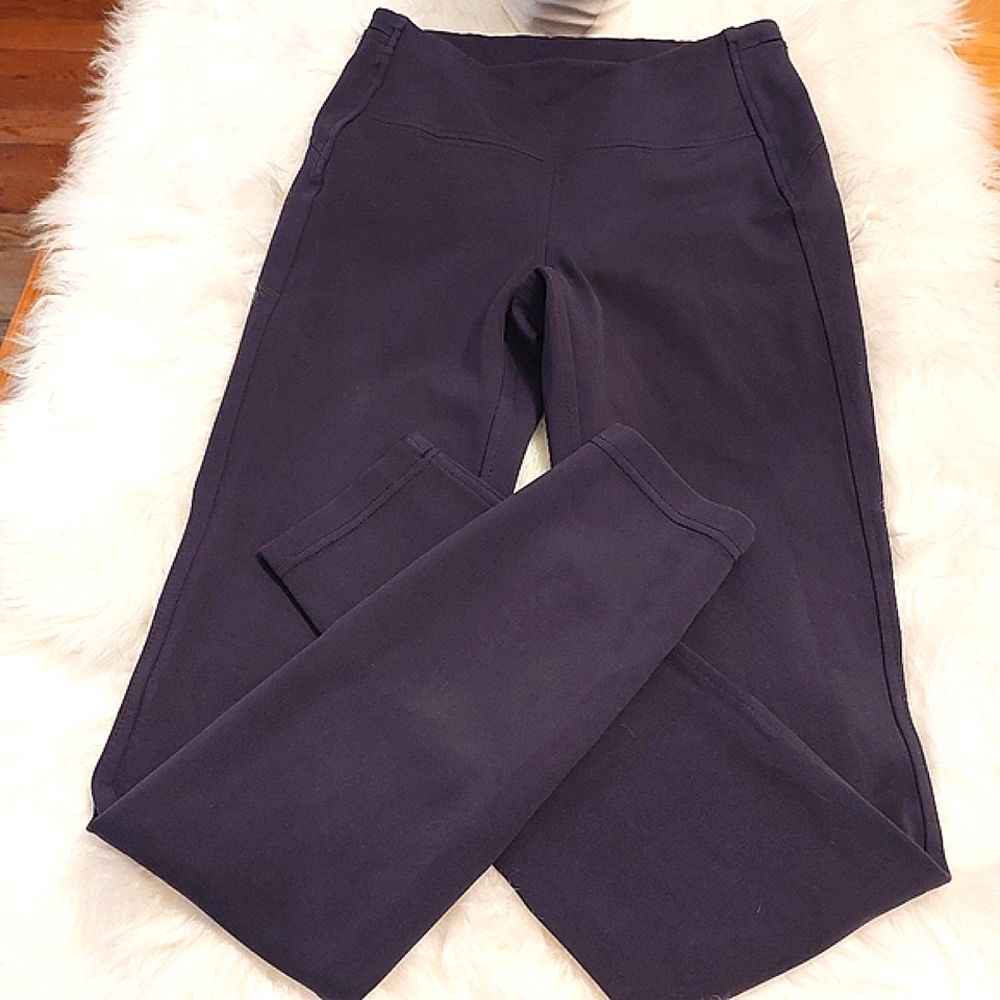 Lululemon size 4 dark blue leggings